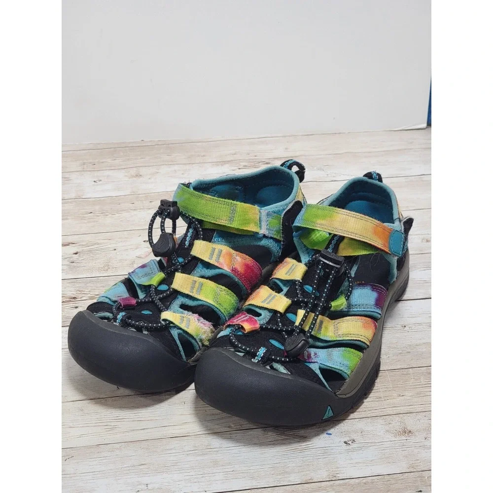 Keen Newport H2 Black Rainbow Tie Dye 1018441 Sandals‎ Water Shoes US Size 4/5